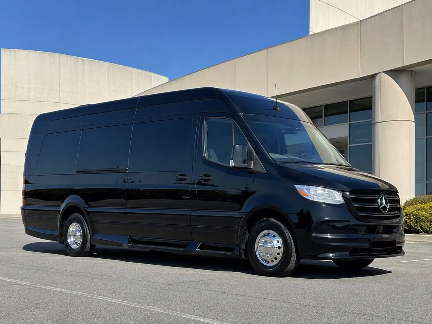 employee shuttle services in oxnard